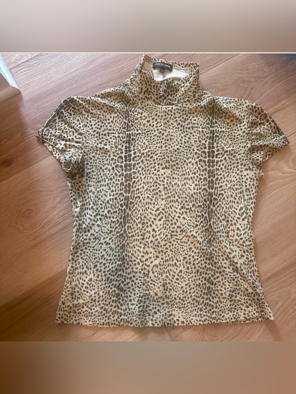 Roberto Cavalli Short Sleeve Mock Neck Leopard Print Top - Beige Black